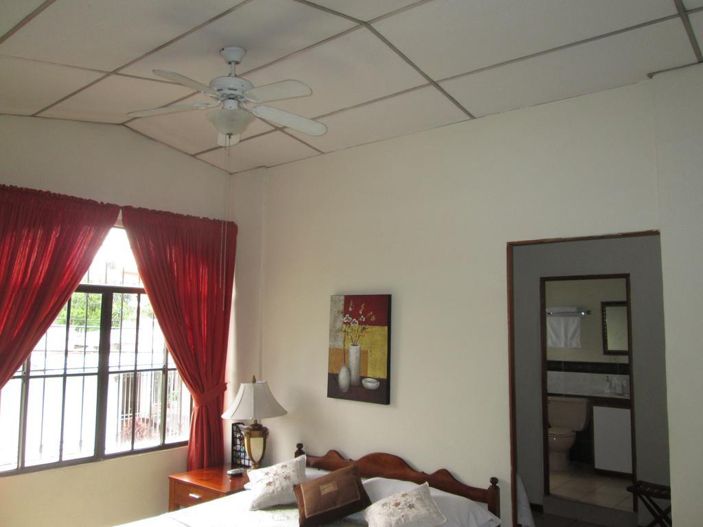 Hotel San Mateo San Salvador Room photo